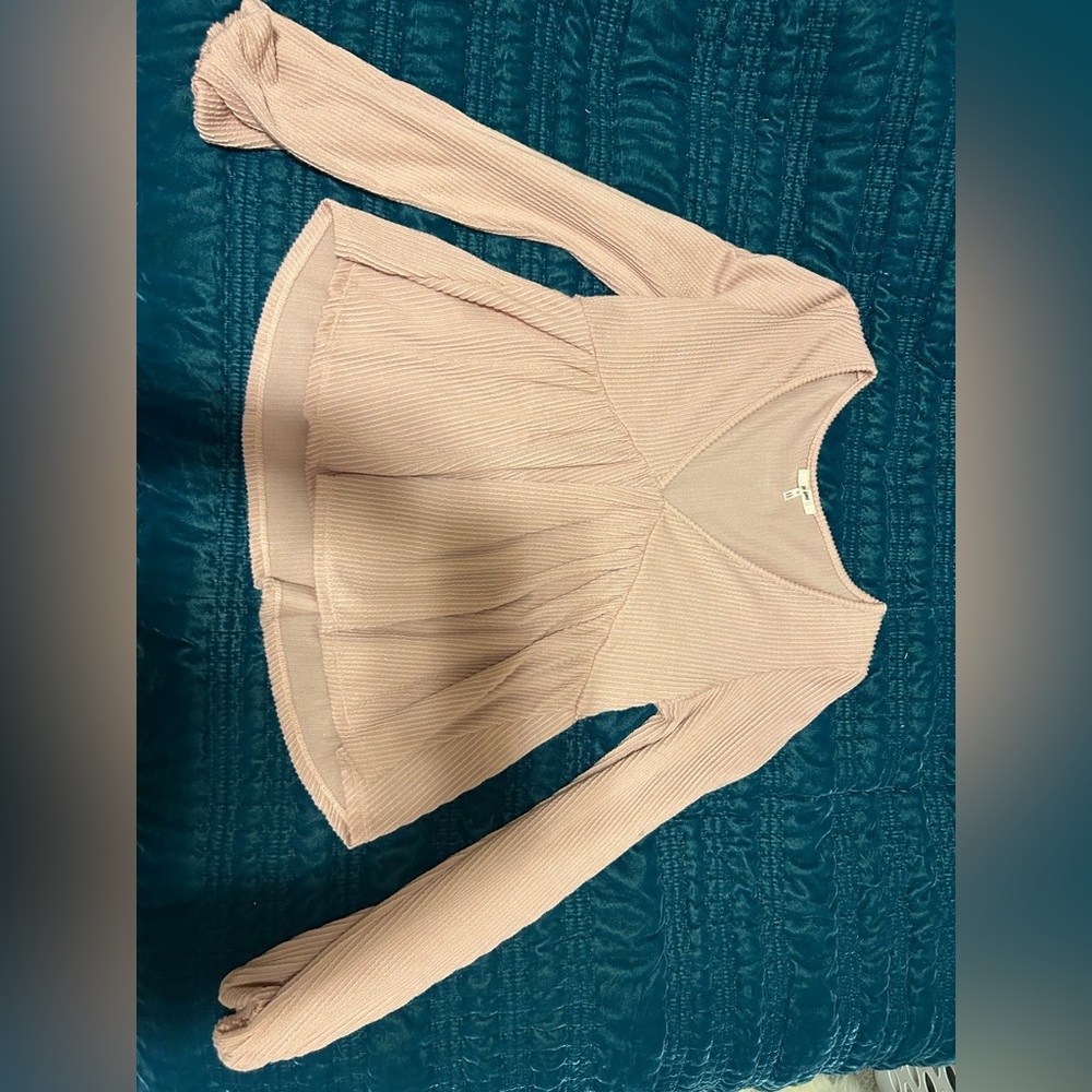 Pink long sleeve Francesca’s top